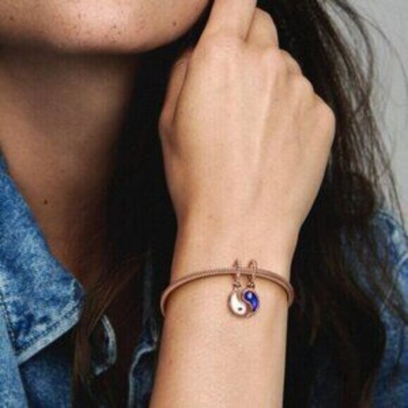 Pandora Splittable Yin & Yang Sparkling Dangle Charm - Picture 4 of 4